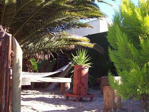 Saltycrax Backpackers And Surf Hostel By Curiocity Блуберґстранд Екстер'єр фото