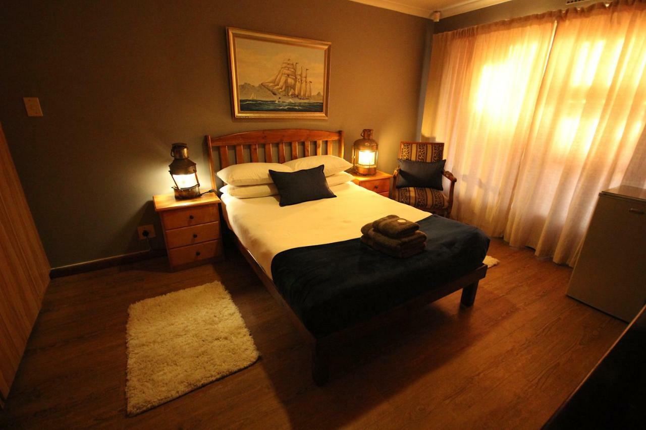 Saltycrax Backpackers And Surf Hostel By Curiocity Блуберґстранд Екстер'єр фото