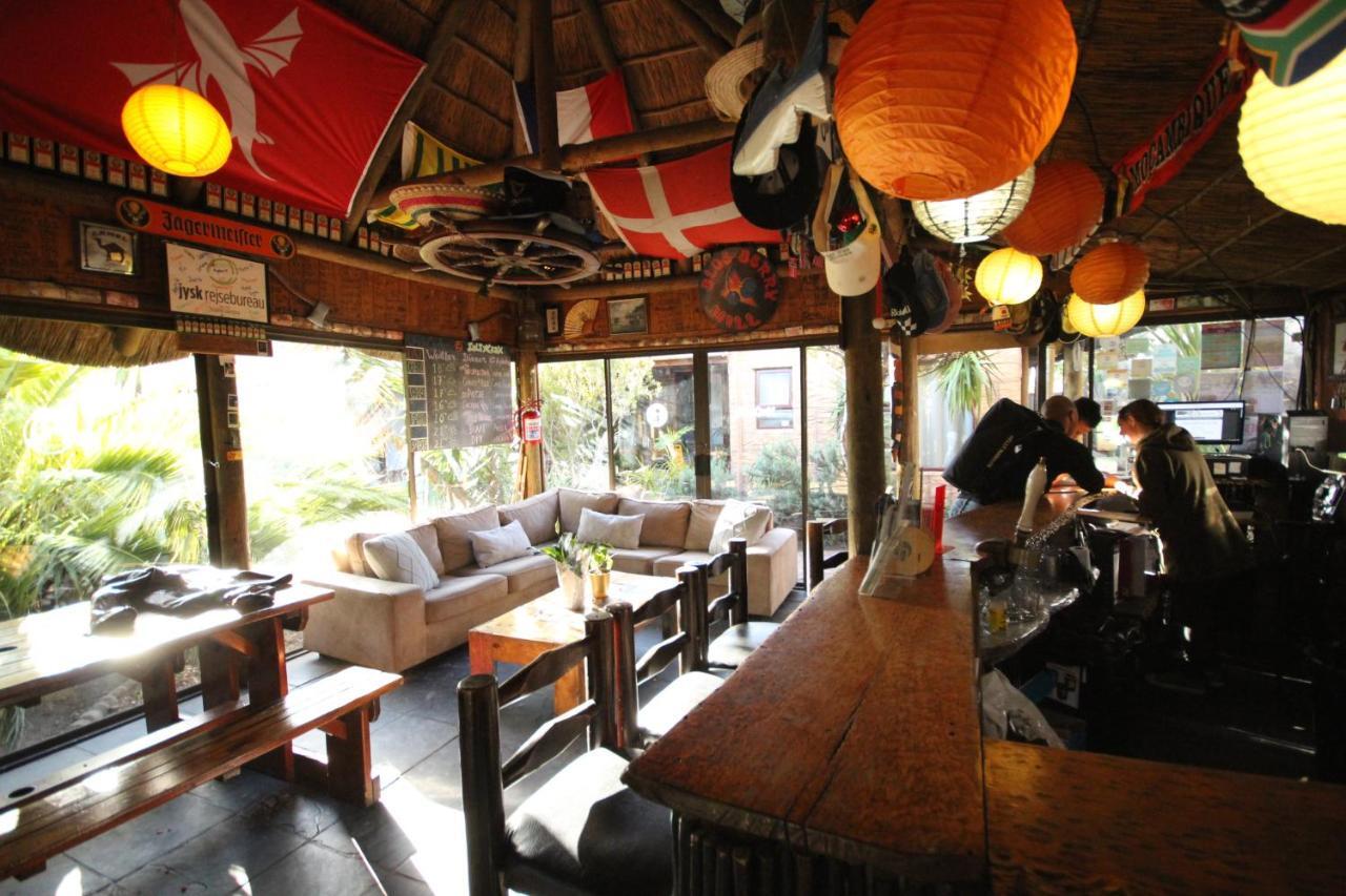 Saltycrax Backpackers And Surf Hostel By Curiocity Блуберґстранд Екстер'єр фото