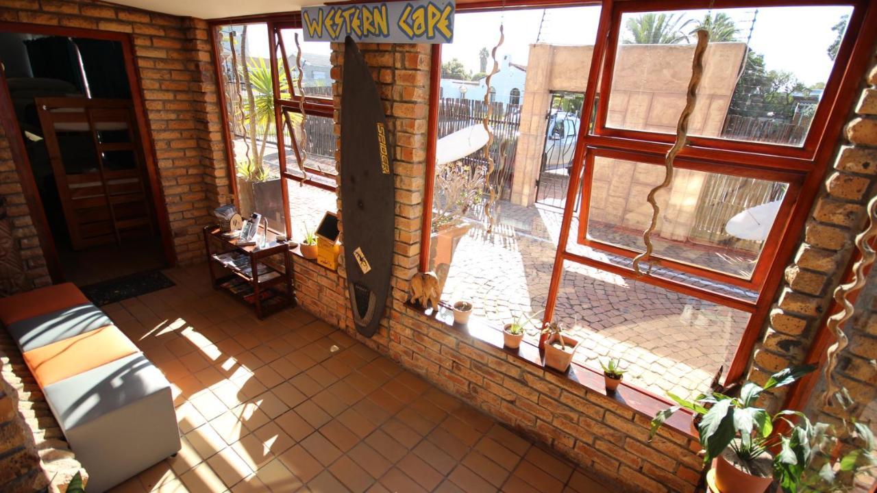 Saltycrax Backpackers And Surf Hostel By Curiocity Блуберґстранд Екстер'єр фото